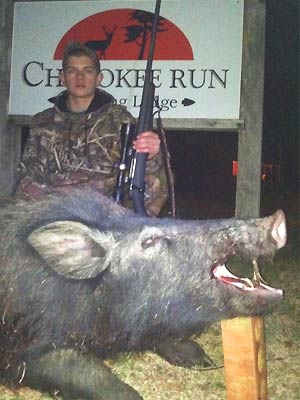 Cherokee Run Hunting Lodge - Deer and Hog Hunts