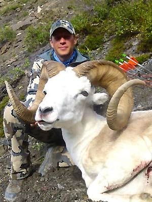 Wilderness Hunts in NWT Canada - Gana River Outfitters