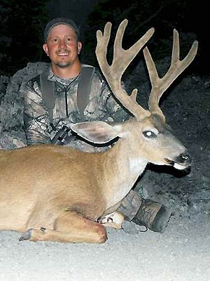 Blacktail Deer Hunting with Lockwood Hunting Service