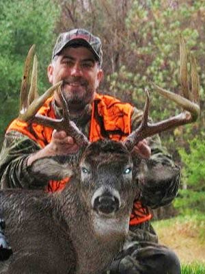Pine Ridge Outfitters - Whitetail Archery Hunts